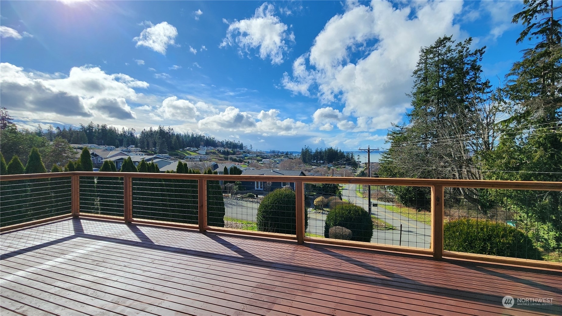 Property Photo:  705 Brokaw Road  WA 98282 