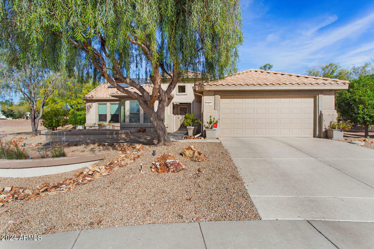 Property Photo:  18574 N Sunray Court  AZ 85374 