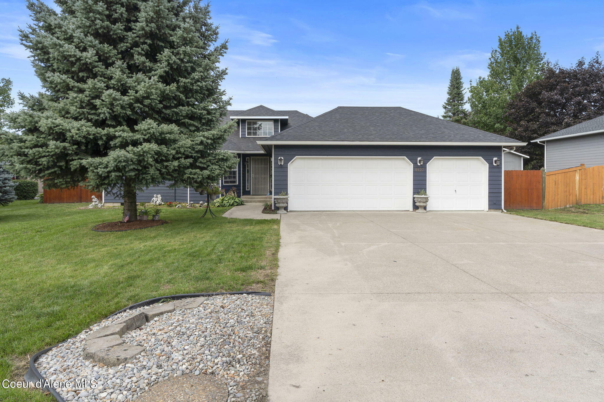 Property Photo:  8527 N Cloverleaf Dr  ID 83835 