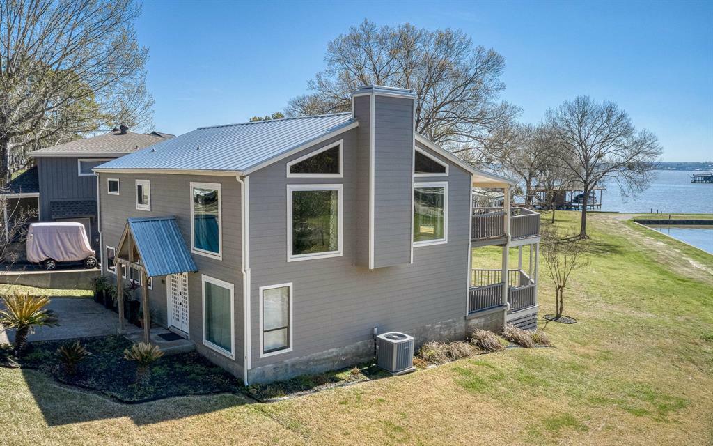 Property Photo:  190 Harbour Row Drive  TX 77331 