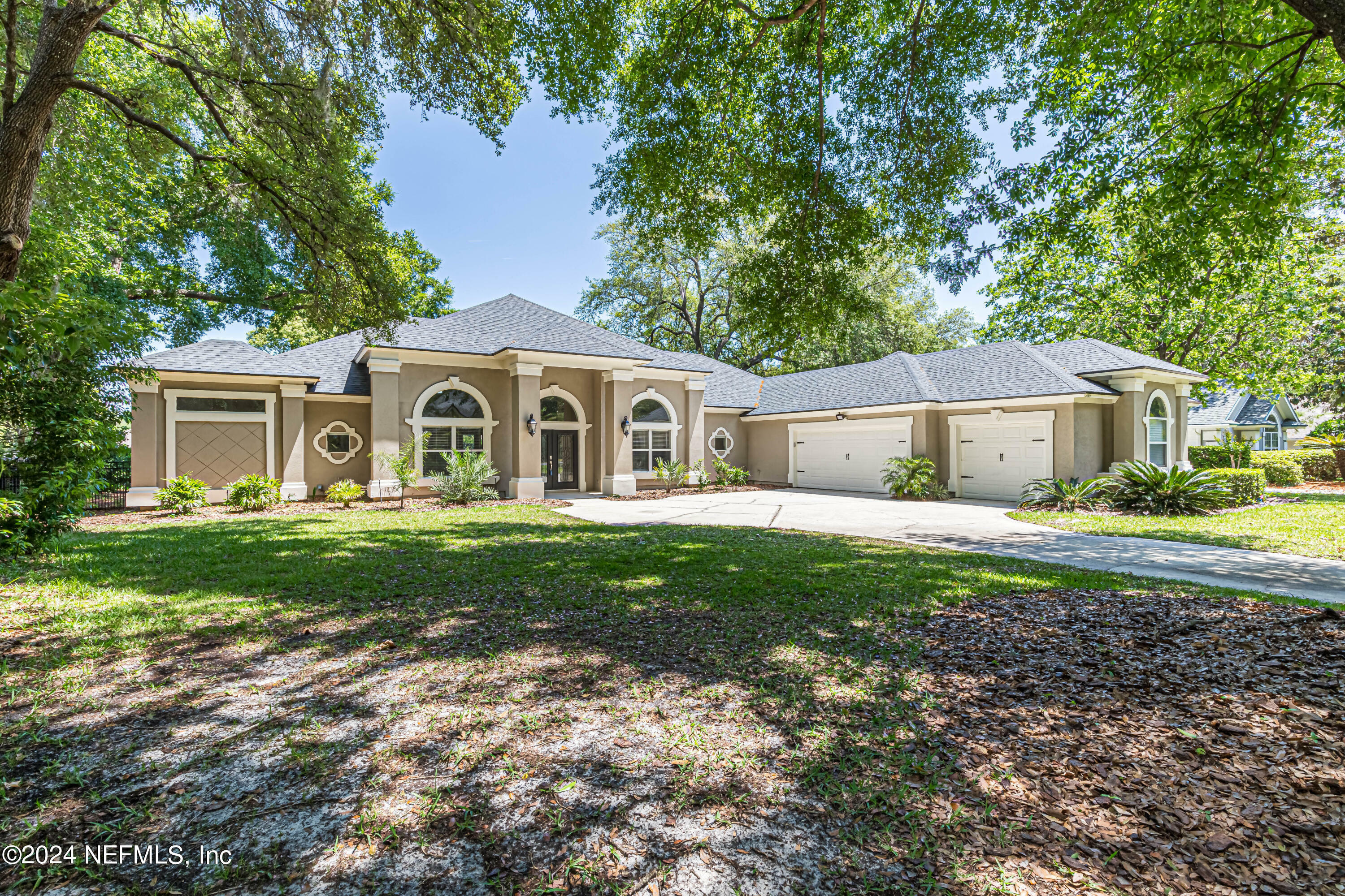 Property Photo:  1904 Quaker Ridge Drive  FL 32043 