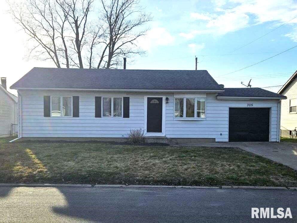 Property Photo: 305 Temple Drive IL 61571