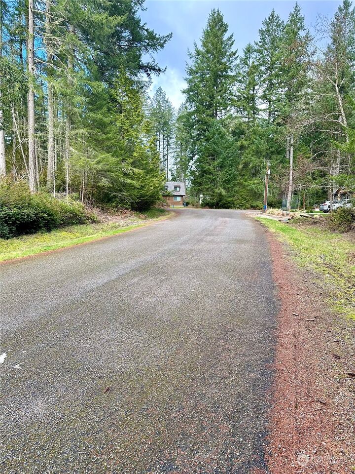 Property Photo:  11824 Dogwood Place  WA 98303 
