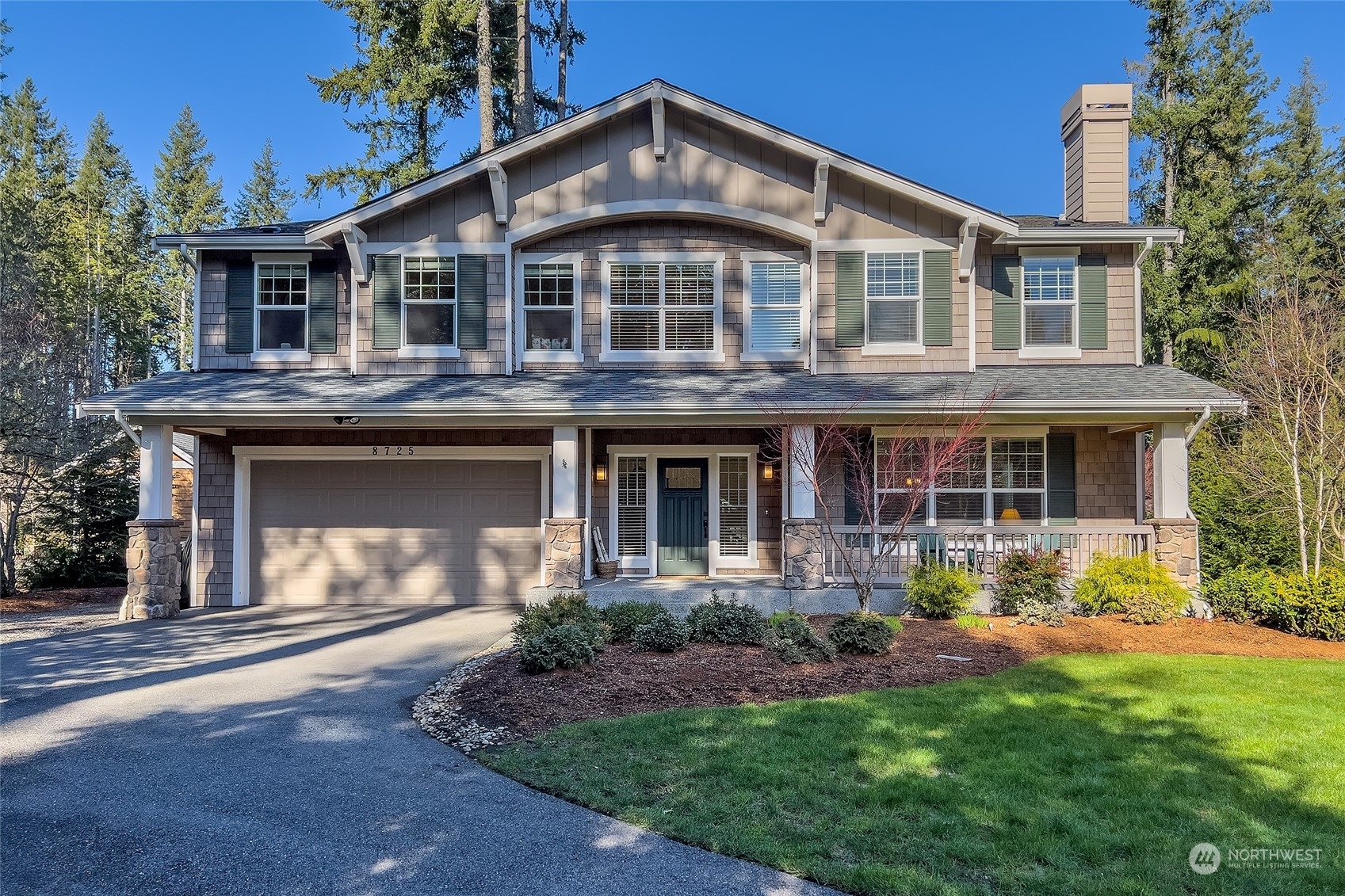 Property Photo:  8725 224th Avenue NE  WA 98053 