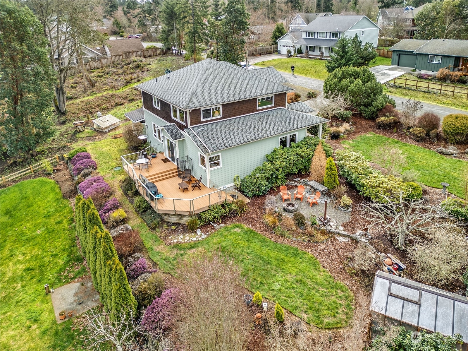 Property Photo:  172 N Lyter Avenue  WA 98368 