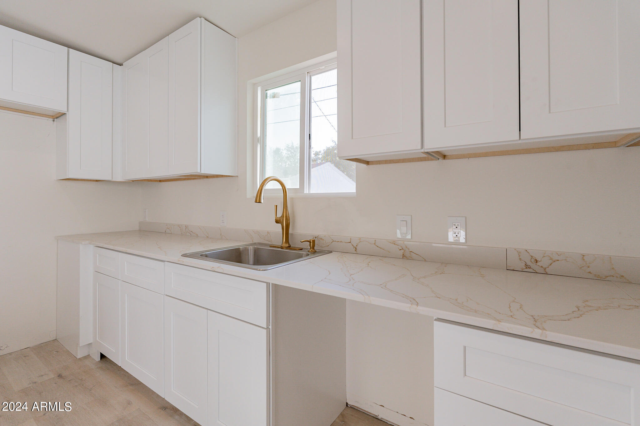 Property Photo:  10002 N 16th Avenue  AZ 85021 