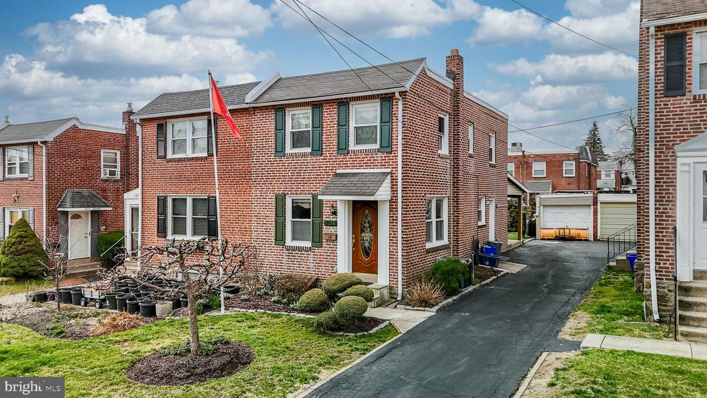 Property Photo: 1218 Wilson Drive PA 19083