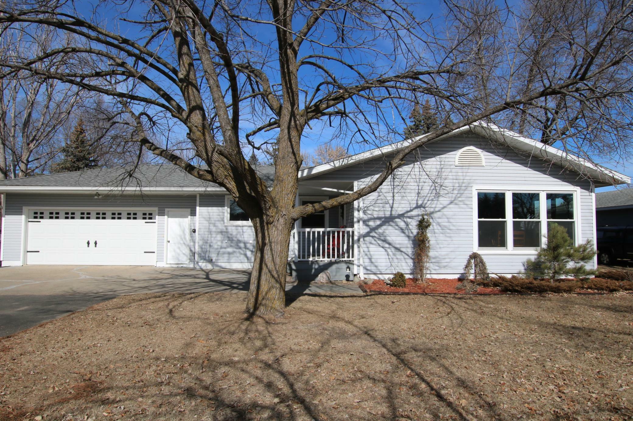 Property Photo:  201 Prairie Avenue NE  MN 56479 