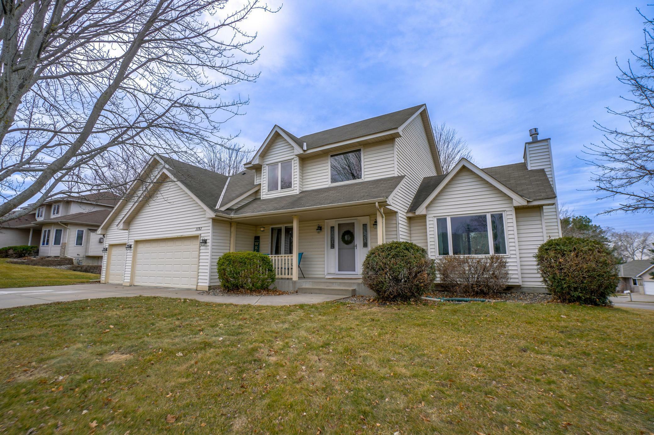 Property Photo:  1151 Lakewood Drive S  MN 55119 