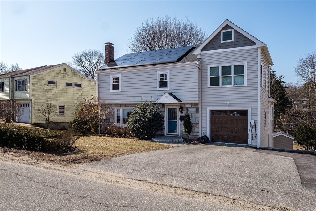 Property Photo:  33 Sargent Rd  MA 01890 