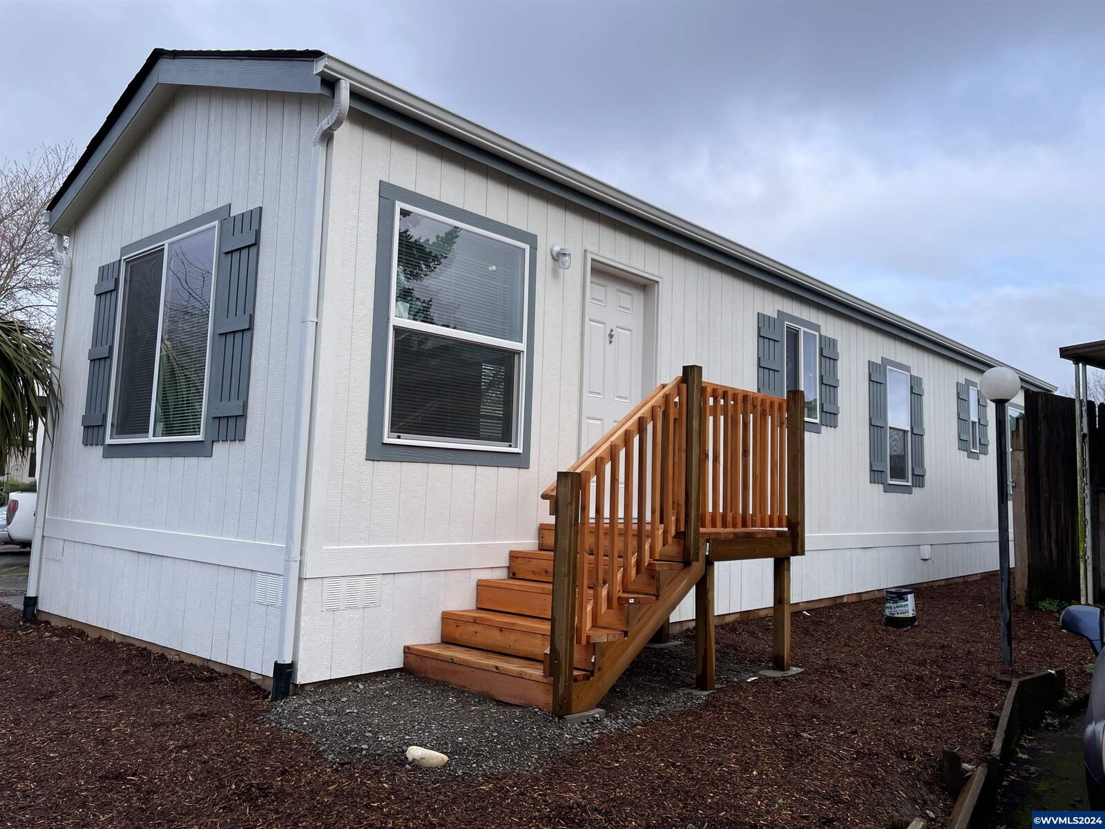 Property Photo: 5355 River (#80) Rd N #80 OR 97303