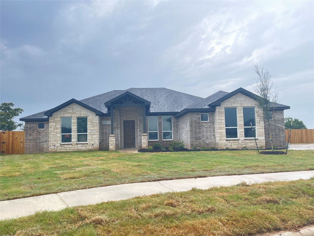 Property Photo:  202 Overlook Trail  TX 76522 