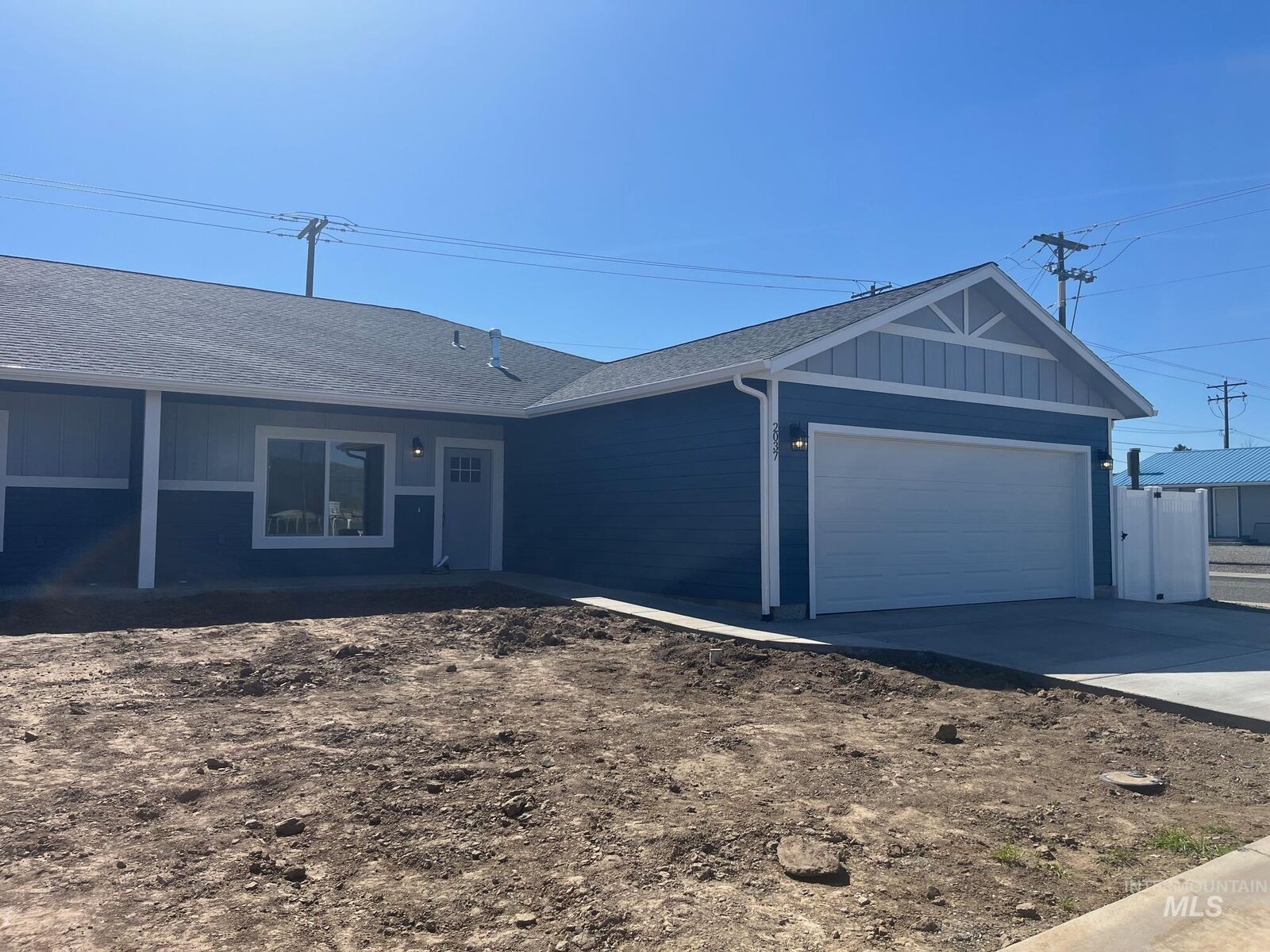 Property Photo: 2037 Springsnow Court WA 99403