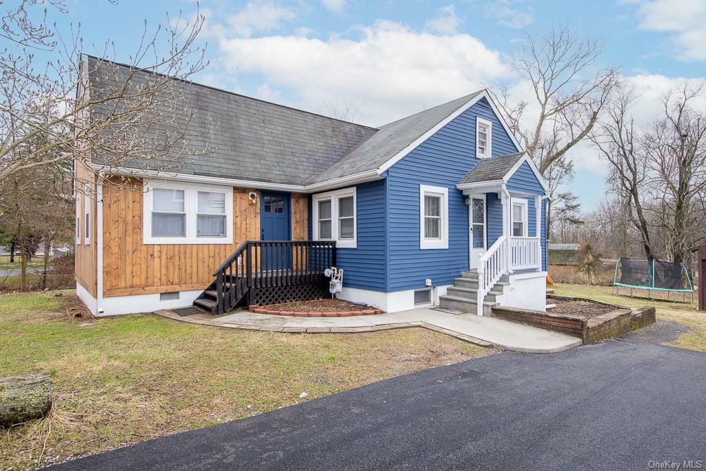 Property Photo:  287 Old Haverstraw Road  NY 10920 