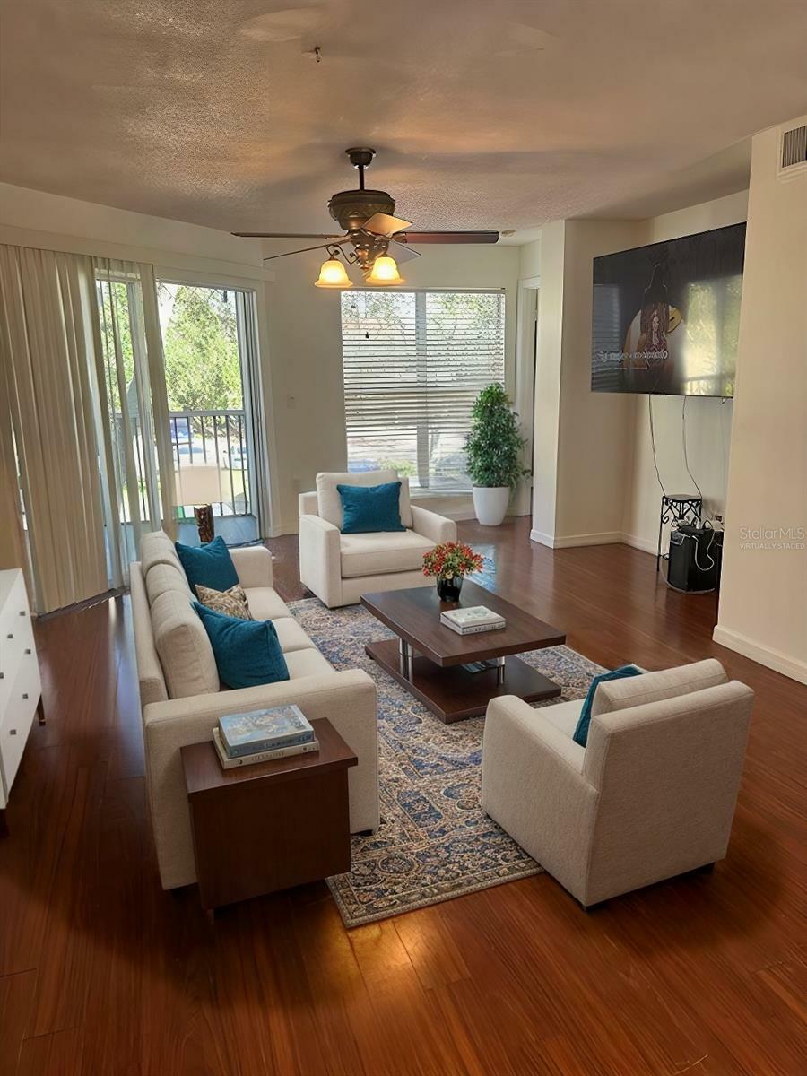 Property Photo: 4115 Chatham Oak Court 218 FL 33624