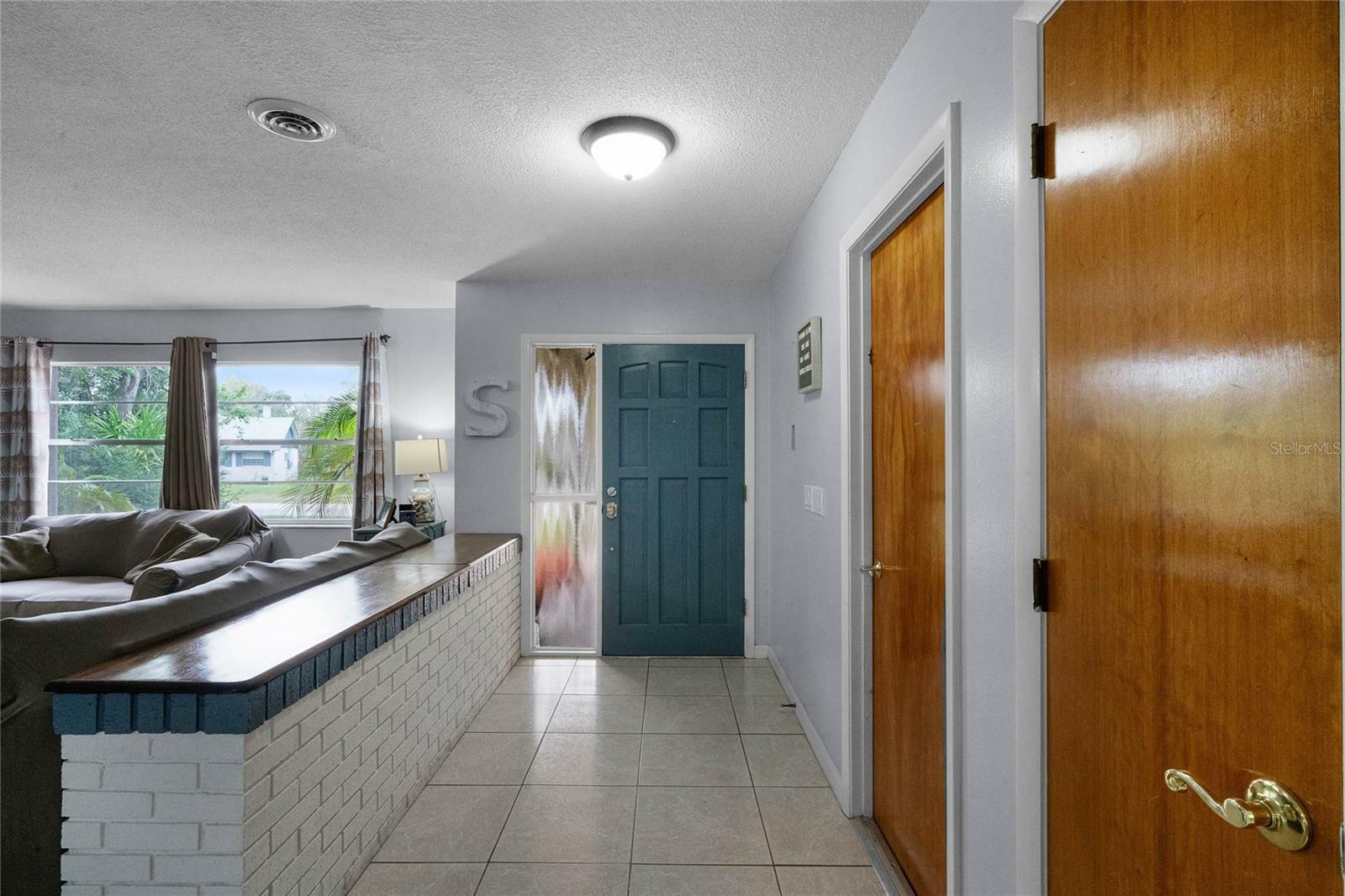 Property Photo:  810 Sylvia Drive  FL 32725 