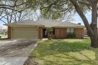 Property Photo:  2113 Atlas Court  TX 75052 