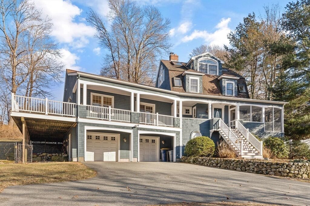 Property Photo:  11 Hillside Ave  MA 02067 