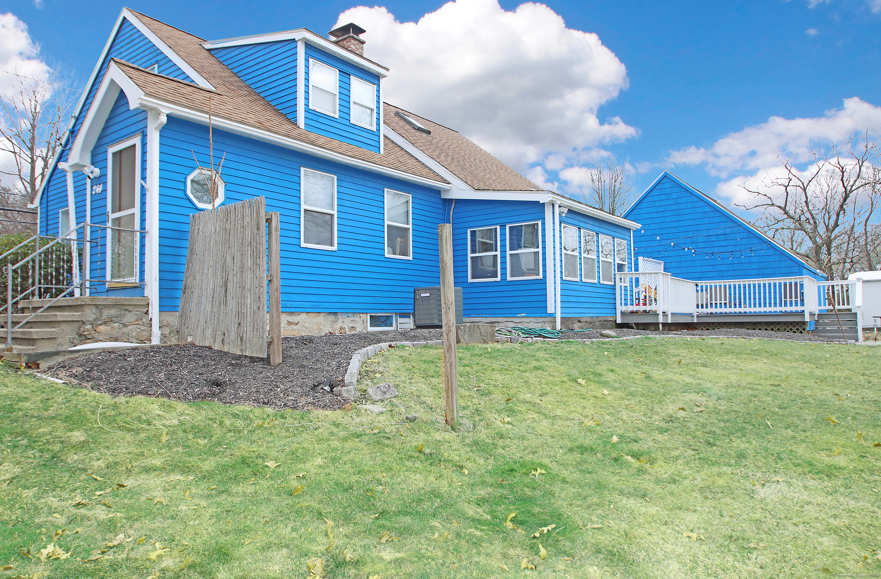 Property Photo: 264 Shelton Road CT 06611
