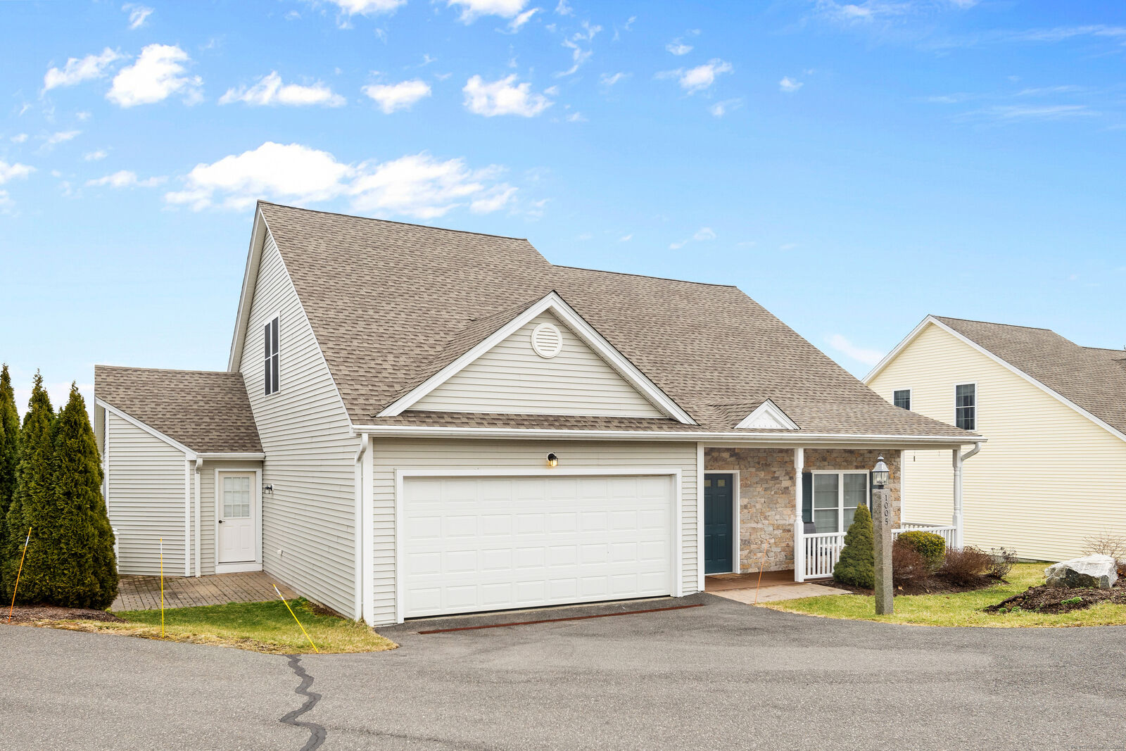 Property Photo:  1005 White Birch Lane 1005  CT 06478 