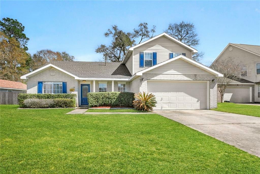 Property Photo:  2222 Summertree Drive  LA 70460 