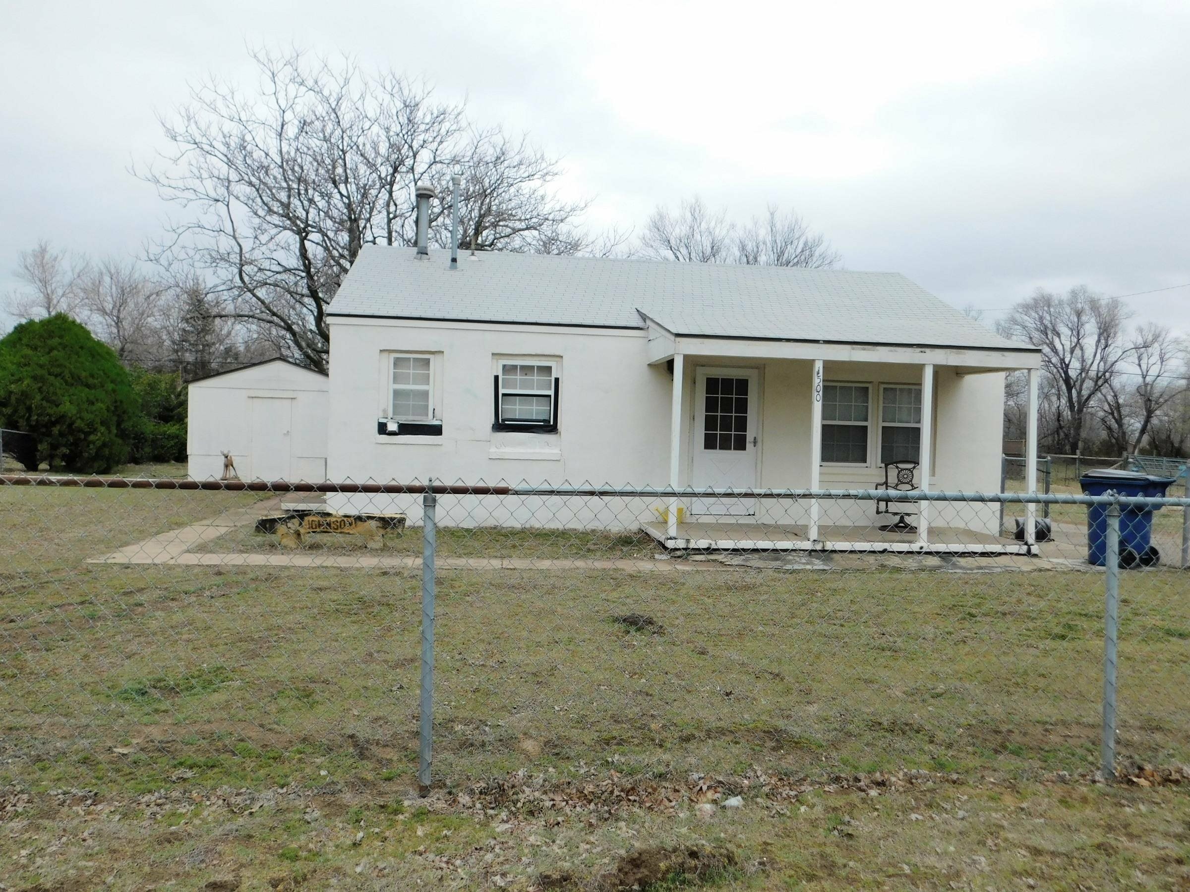 Property Photo:  1500 W 50th St South  KS 67217 