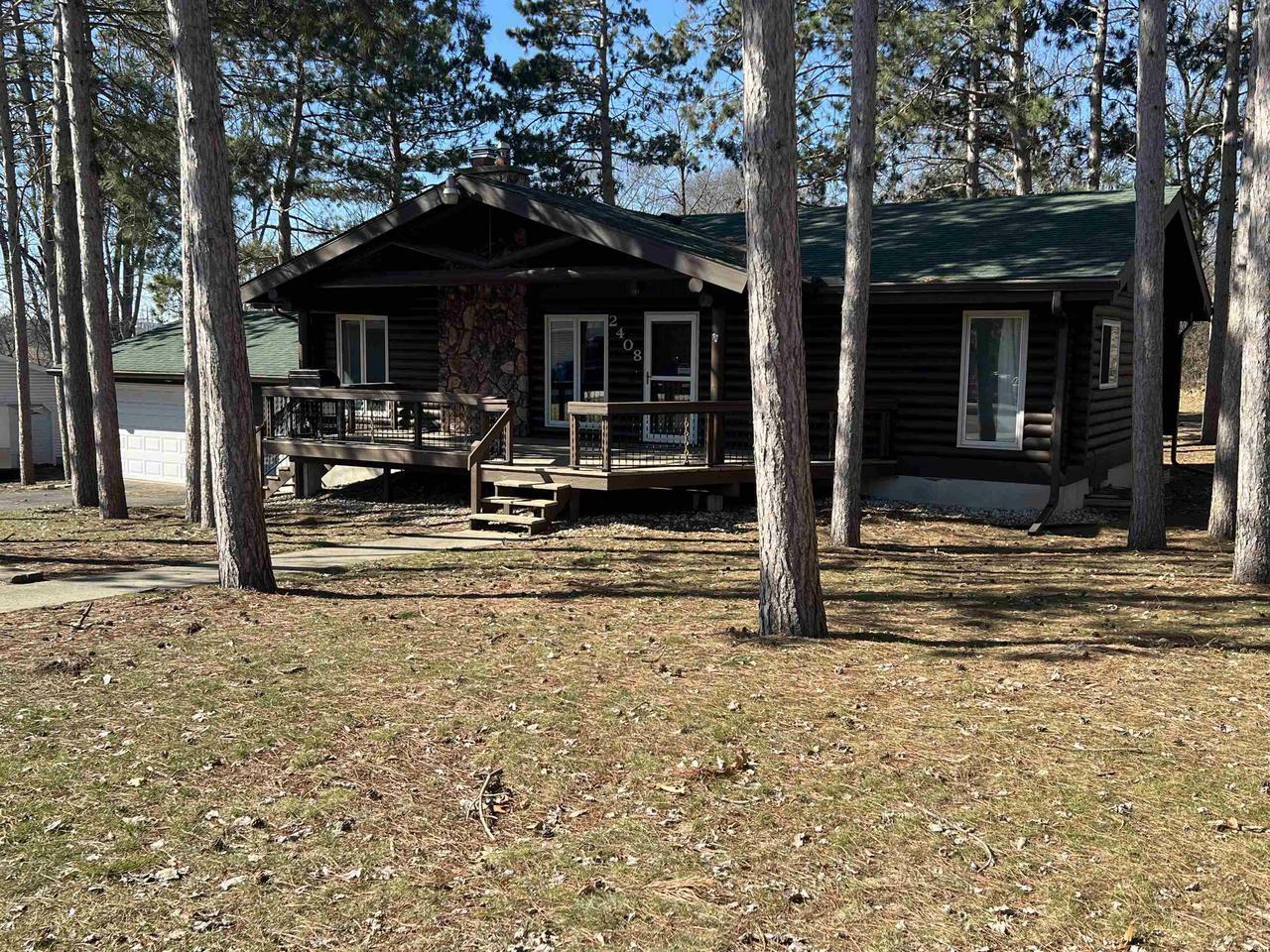 Property Photo:  2408 Red Pine Court  WI 53901 