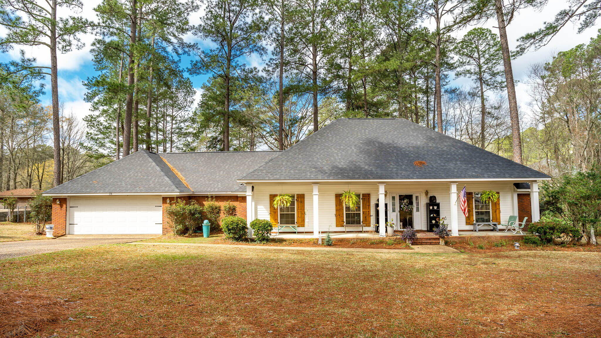 Property Photo:  24 Heatherwood Dr.  MS 39440 