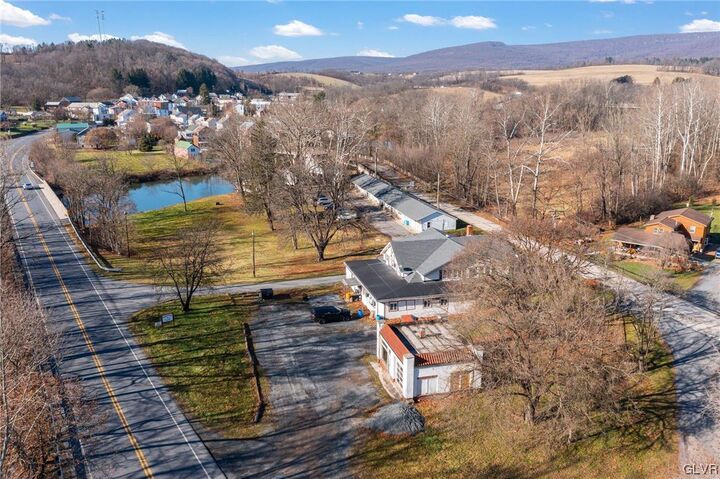 Property Photo: 1563 Old Route 22 PA 19534