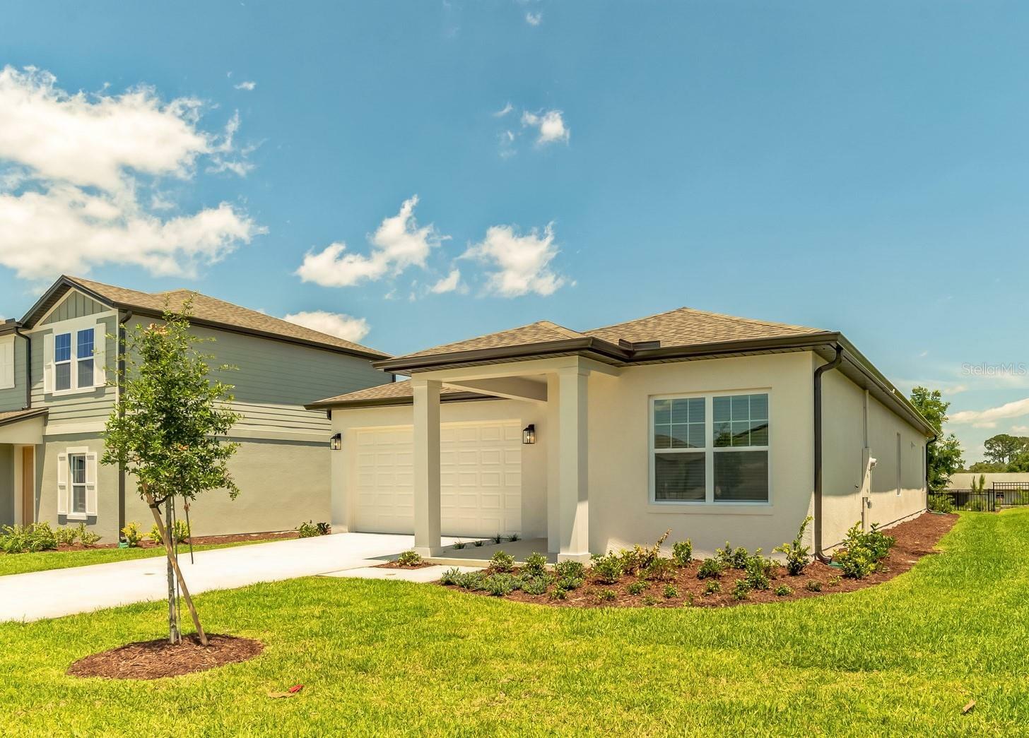 Property Photo:  1394 Sterling Pointe Drive  FL 32725 