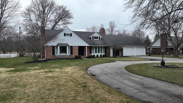 1120 W Walnut  St. Charles Twp MI 48655 photo