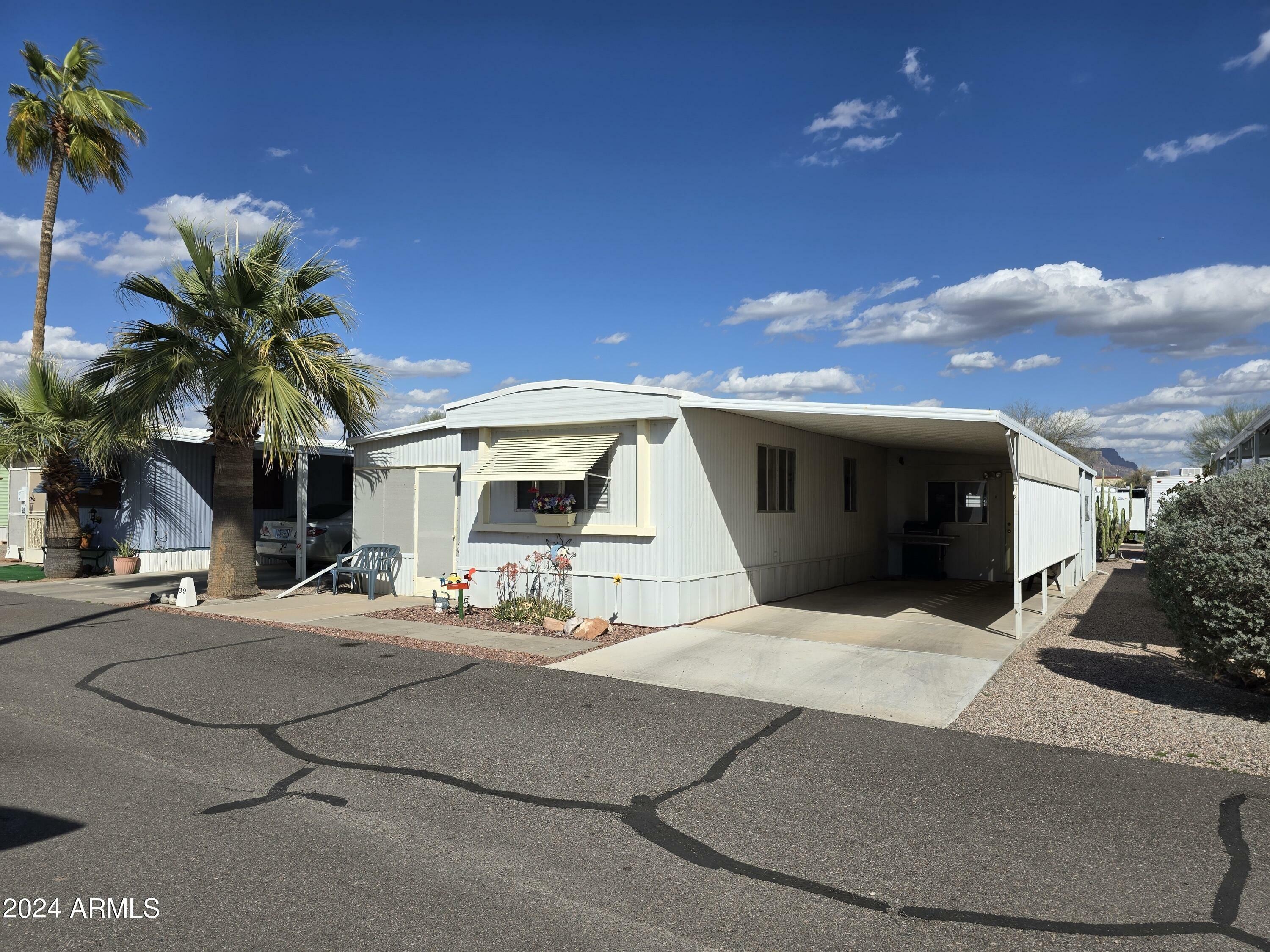 Property Photo:  2015 S Wickiup Road 39  AZ 85119 