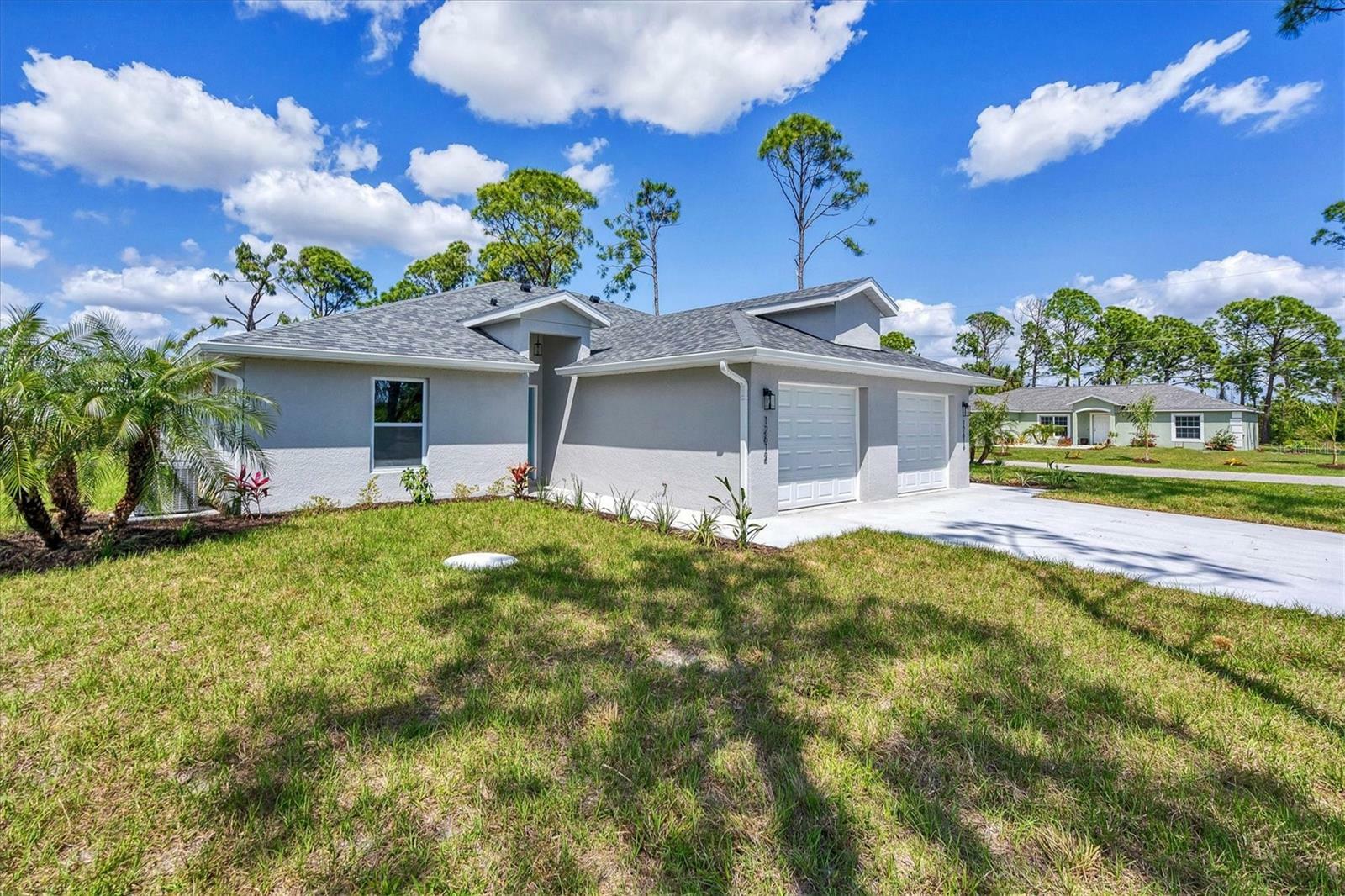 Property Photo:  12612 &Amp 12614 Buffing Road  FL 33981 