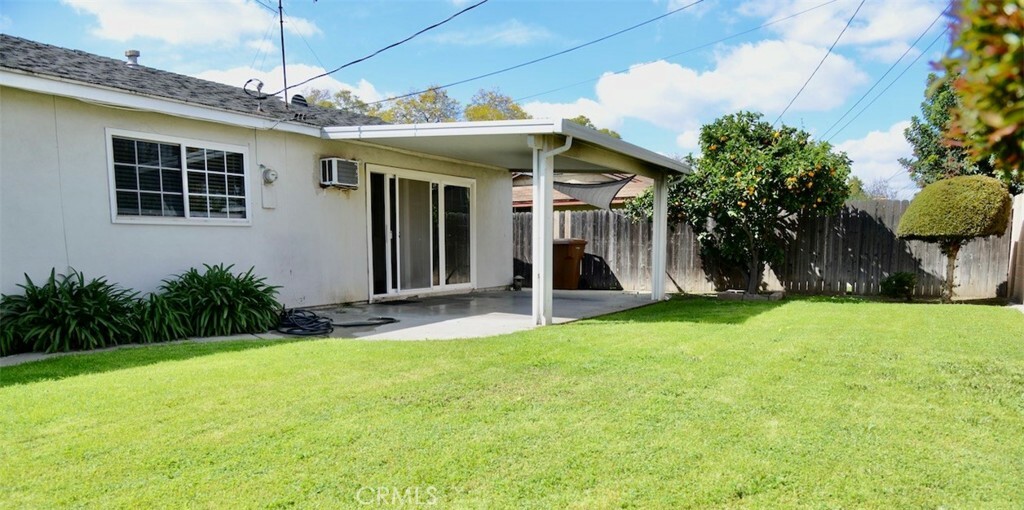 Property Photo:  1437 W Southgate Avenue  CA 92833 