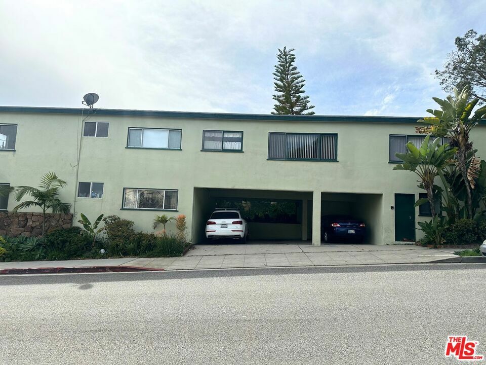 649 Ocean Park Boulevard  Santa Monica CA 90405 photo