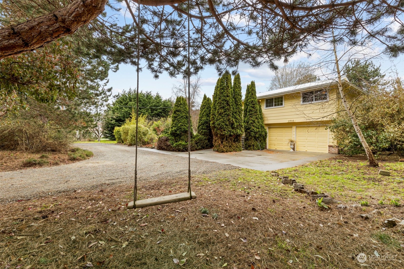 Property Photo:  2705 Landes Street  WA 98368 