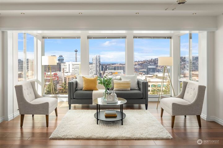 308 E Republican Street 402  Seattle WA 98102 photo