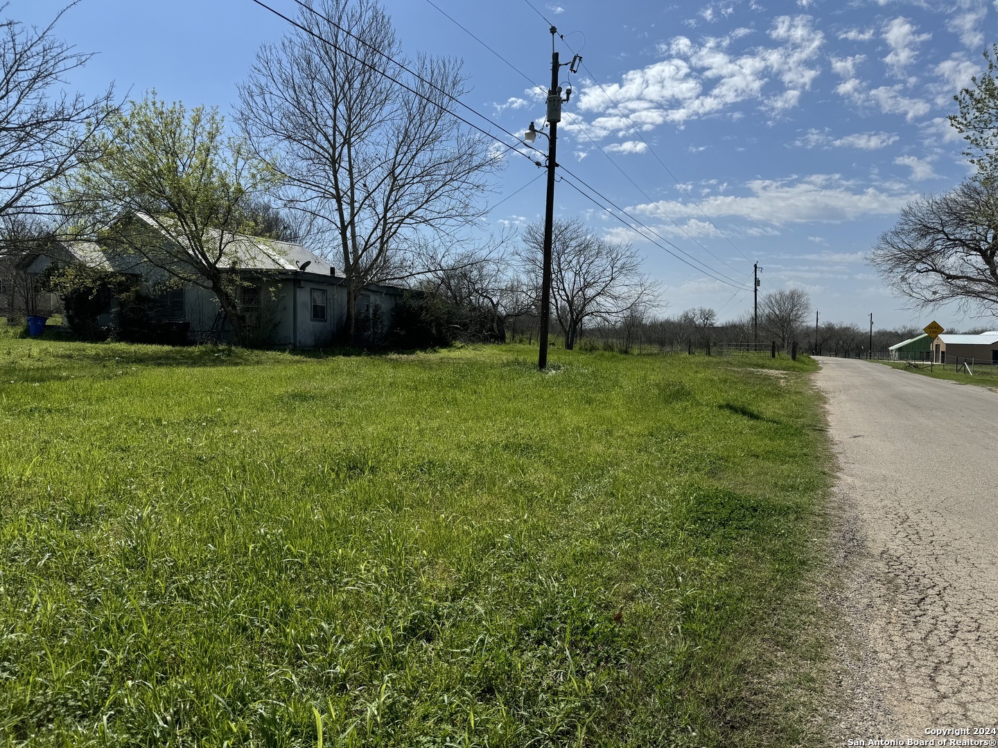 Property Photo:  5070 Sutherland Springs  TX 78155 