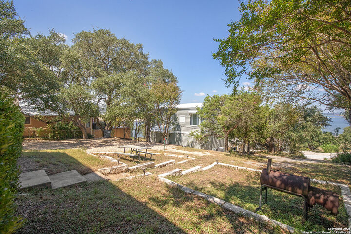 Property Photo:  1021 Hillcrest Forest  TX 78133 