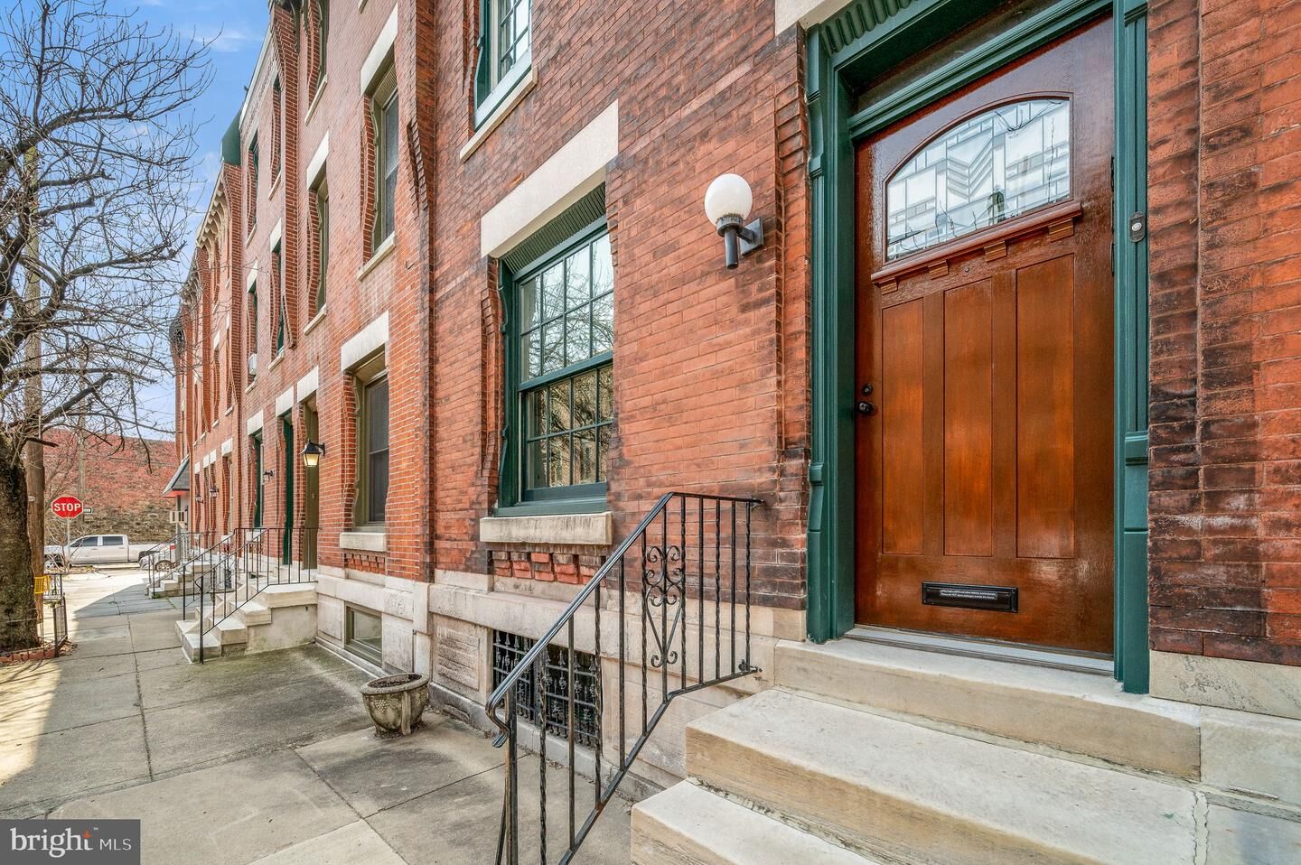 Property Photo: 810 N 21st Street PA 19130