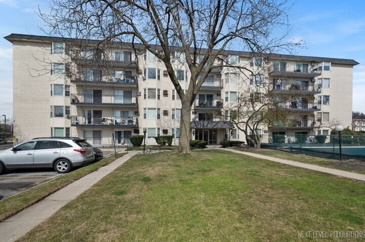 5510 Lincoln Avenue 509  Morton Grove IL 60053 photo