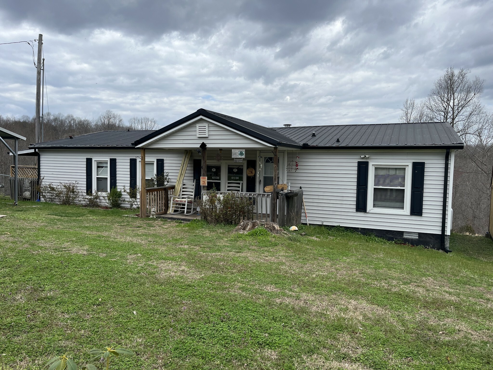 Property Photo:  1121 James Rd  TN 37015 