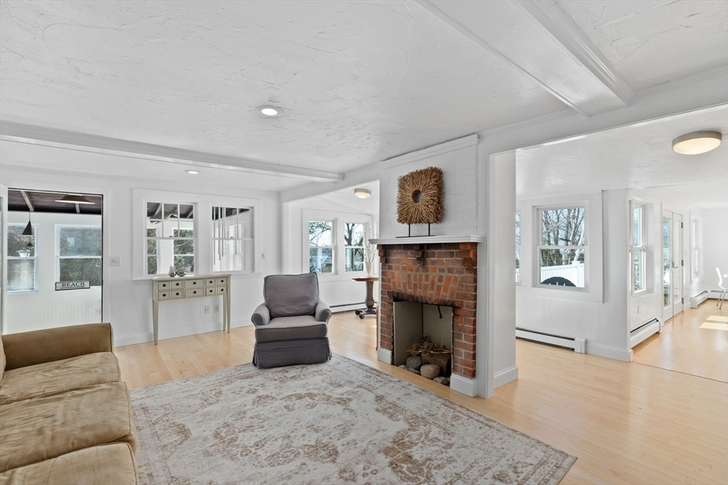 Property Photo:  189 Wompatuck Rd  MA 02043 