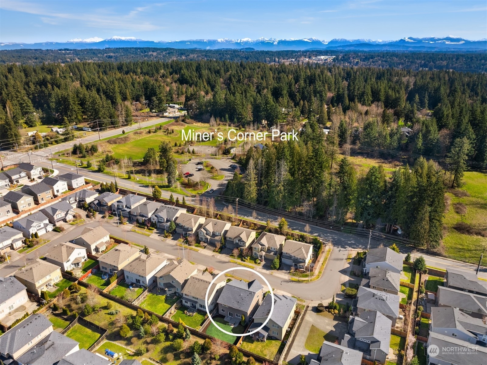 Property Photo:  23016 44th Drive SE  WA 98021 