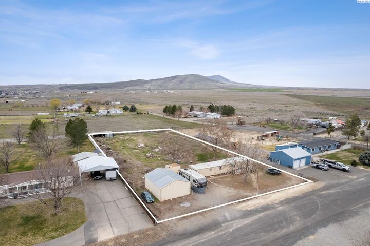 72104 N Zwicker Rd  Benton City WA 99320 photo