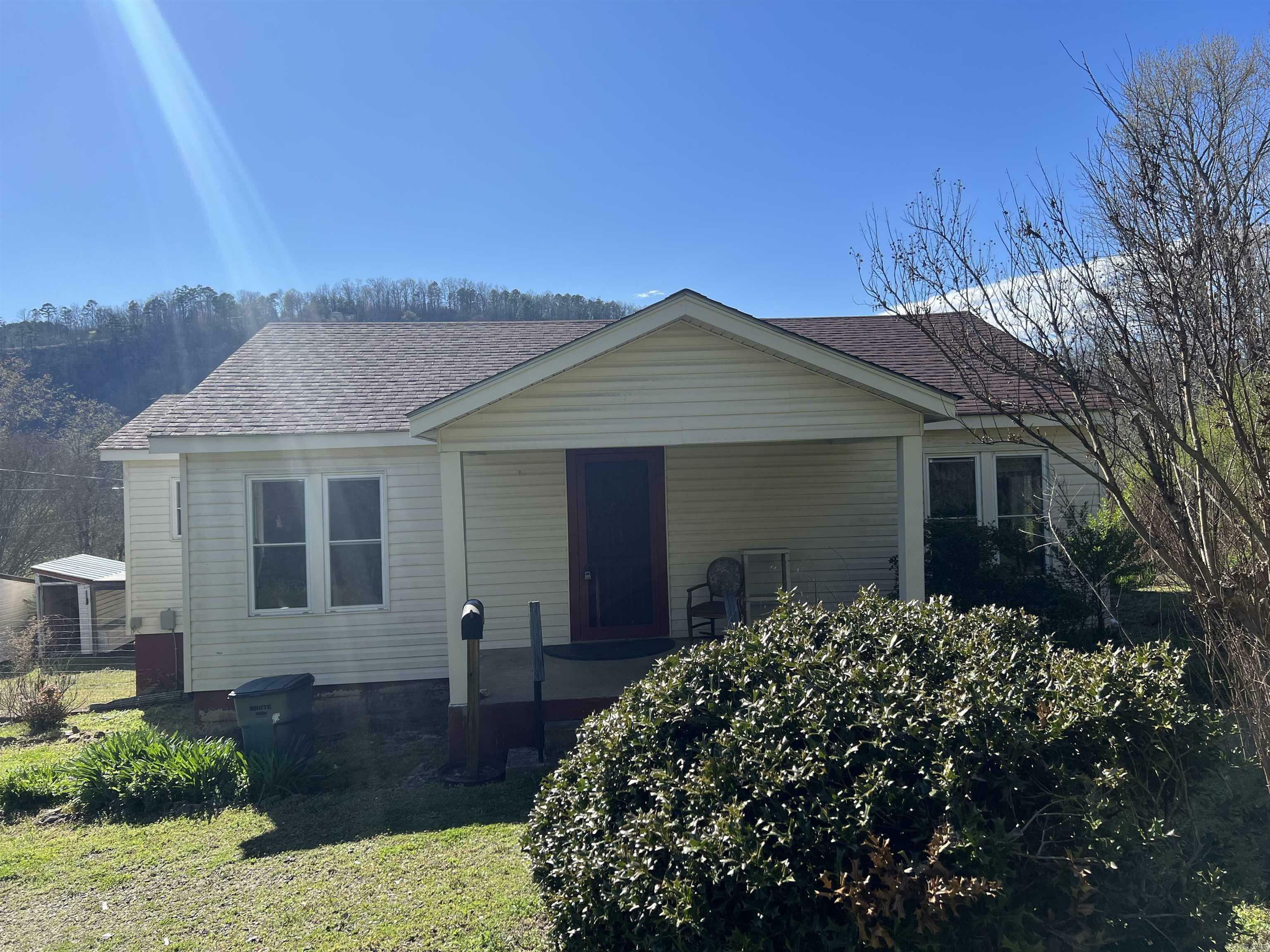Property Photo: 102 McKinney AR 72153
