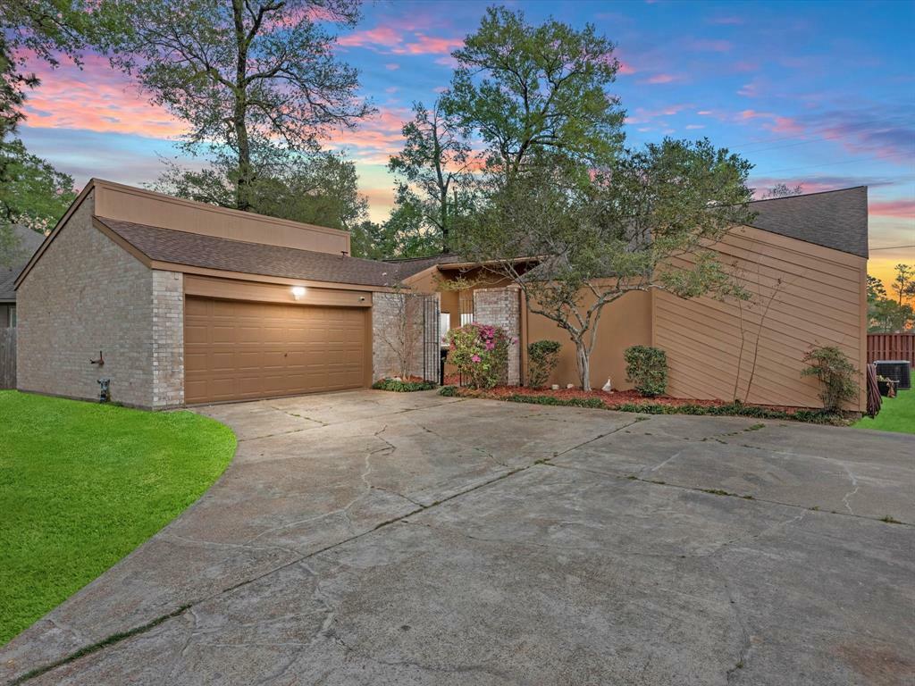 Property Photo: 16318 S Mediterranean Street TX 77532