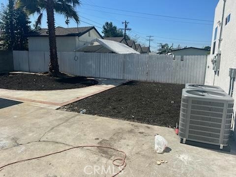 Property Photo: 1216 1218 W 61 Street CA 90044