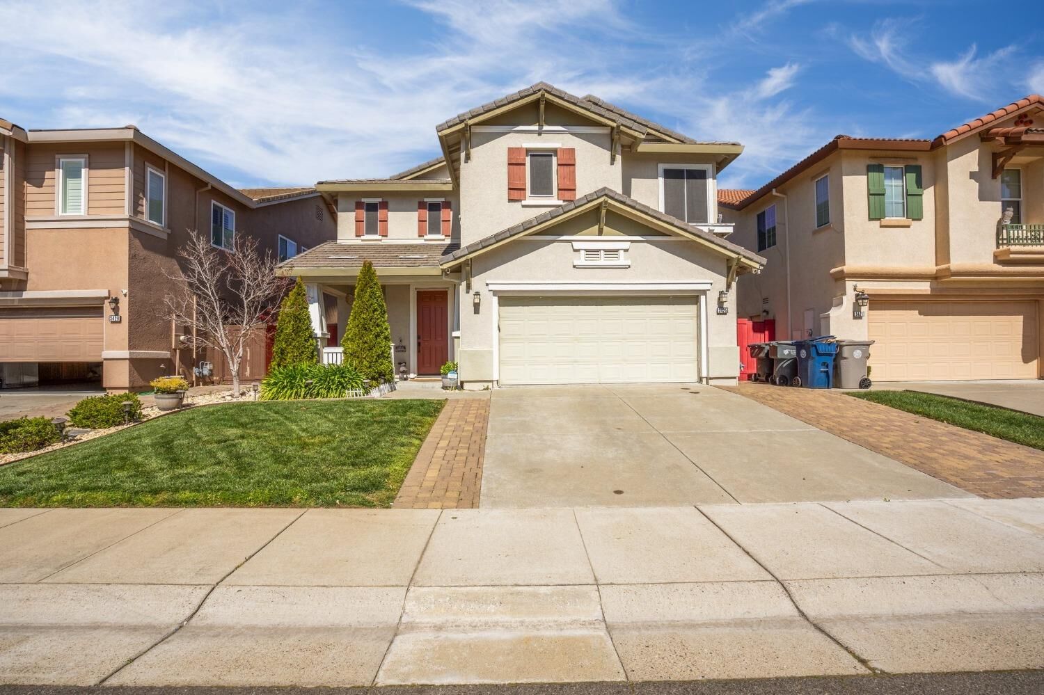 Property Photo:  3425 Hornsea Way  CA 95834 