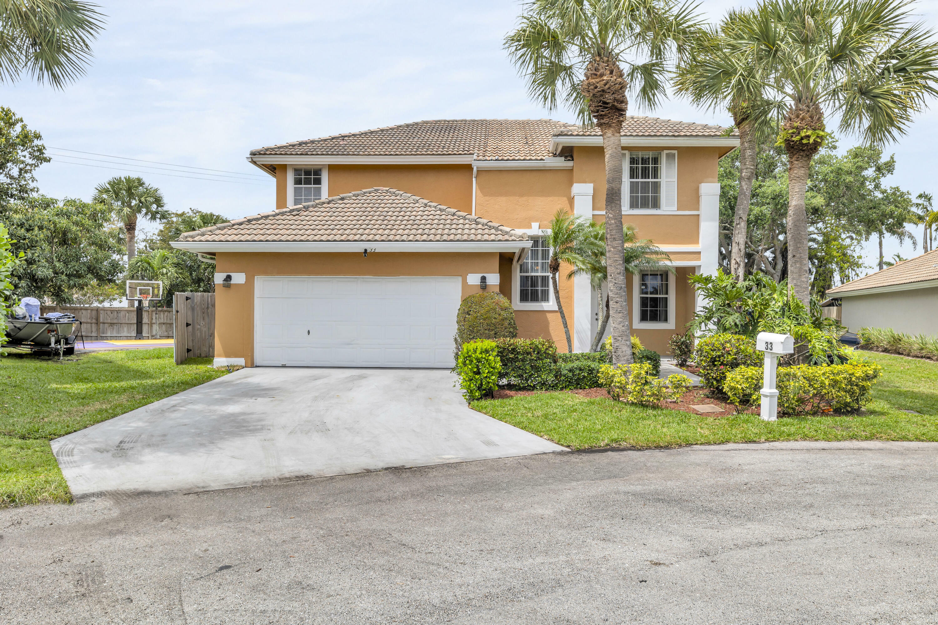 Property Photo: 33 Valencia Drive FL 33436
